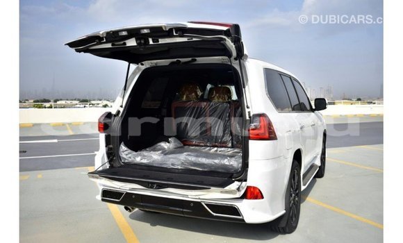 Buy Import Lexus LX White Car in Import - Dubai in Region of Bouenza Buy Import Lexus LX White Car in Import - Dubai in Region of Bouenza