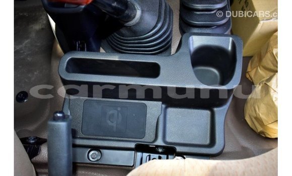 Buy Import Toyota Land Cruiser Beige Car in Import - Dubai in Region of Bouenza Buy Import Toyota Land Cruiser Beige Car in Import - Dubai in Region of Bouenza