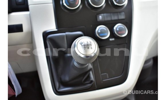 Buy Import Toyota Hiace White Car in Import - Dubai in Region of Bouenza Buy Import Toyota Hiace White Car in Import - Dubai in Region of Bouenza