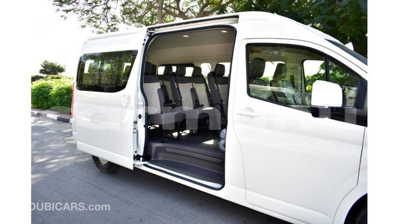 Big with watermark toyota hiace r%c3%a9gion de la bouenza import dubai 2289