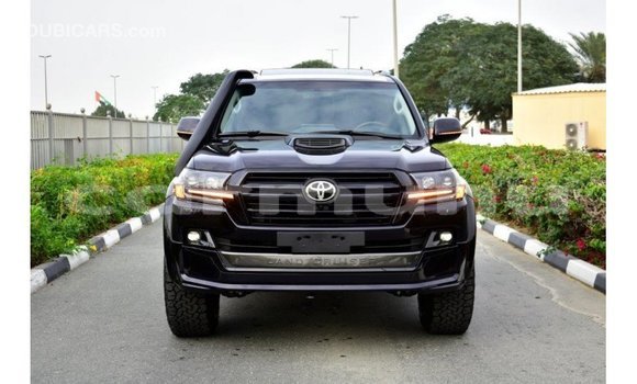 Buy Import Toyota Land Cruiser Black Car in Import - Dubai in Region of Bouenza Buy Import Toyota Land Cruiser Black Car in Import - Dubai in Region of Bouenza