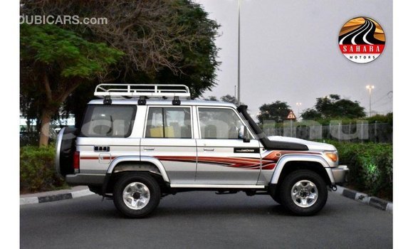 Buy Import Toyota Land Cruiser Other Car in Import - Dubai in Region of Bouenza Buy Import Toyota Land Cruiser Other Car in Import - Dubai in Region of Bouenza