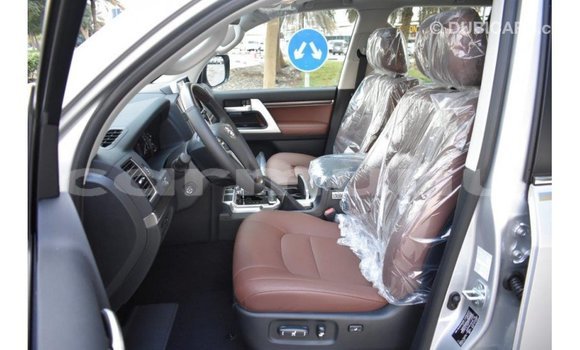 Buy Import Toyota Land Cruiser Other Car in Import - Dubai in Region of Bouenza Buy Import Toyota Land Cruiser Other Car in Import - Dubai in Region of Bouenza