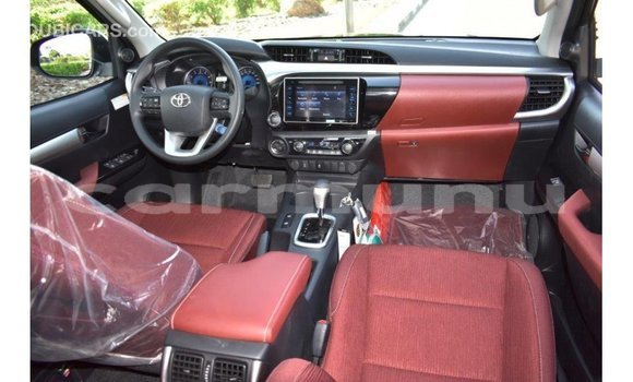 Buy Import Toyota Hilux Black Car in Import - Dubai in Region of Bouenza Buy Import Toyota Hilux Black Car in Import - Dubai in Region of Bouenza