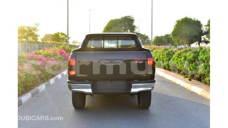 Big with watermark toyota hilux r%c3%a9gion de la bouenza import dubai 2294