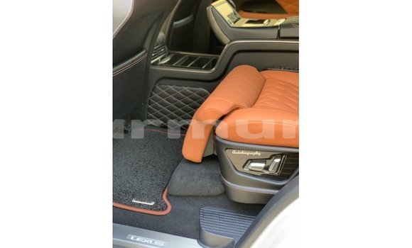 Buy Import Lexus LX White Car in Import - Dubai in Region of Bouenza Buy Import Lexus LX White Car in Import - Dubai in Region of Bouenza