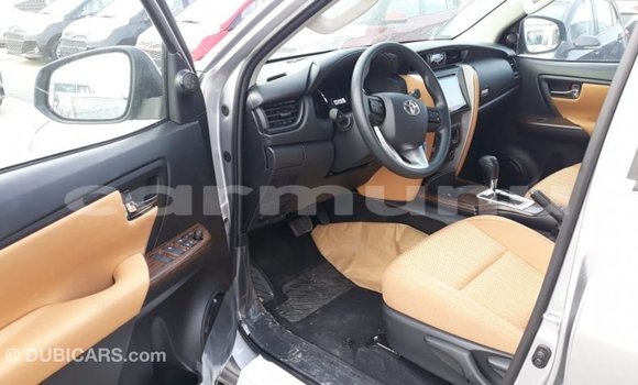 Buy Import Toyota Fortuner Other Car in Import - Dubai in Region of Bouenza Buy Import Toyota Fortuner Other Car in Import - Dubai in Region of Bouenza