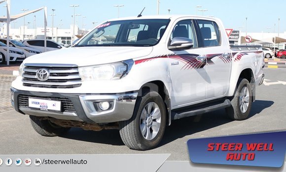Acheter Import Voiture Toyota Hilux Blanc à Import - Dubai, Région de la Bouenza Acheter Import Voiture Toyota Hilux Blanc à Import - Dubai, Région de la Bouenza