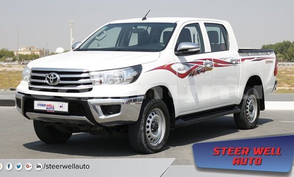 Acheter Import Voiture Toyota Hilux Blanc à Import - Dubai, Région de la Bouenza Acheter Import Voiture Toyota Hilux Blanc à Import - Dubai, Région de la Bouenza