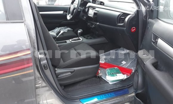 Buy Import Toyota Hilux Other Car in Import - Dubai in Region of Bouenza Buy Import Toyota Hilux Other Car in Import - Dubai in Region of Bouenza