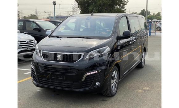 Acheter Import Voiture Peugeot Traveller Noir à Import - Dubai, Région de la Bouenza