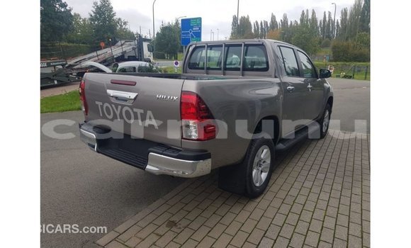 Buy Import Toyota Hilux Other Car in Import - Dubai in Region of Bouenza Buy Import Toyota Hilux Other Car in Import - Dubai in Region of Bouenza