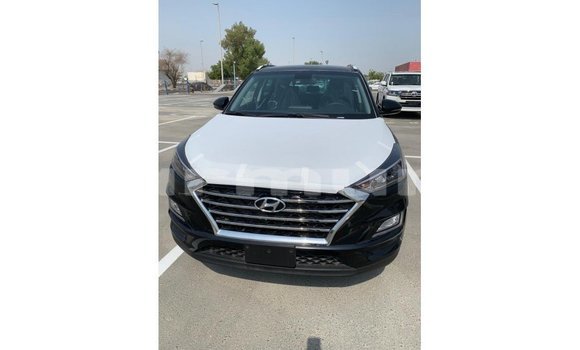 Buy Import Hyundai Tucson Black Car in Import - Dubai in Region of Bouenza Buy Import Hyundai Tucson Black Car in Import - Dubai in Region of Bouenza