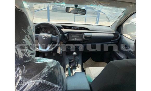 Buy Import Toyota Hilux White Car in Import - Dubai in Region of Bouenza Buy Import Toyota Hilux White Car in Import - Dubai in Region of Bouenza