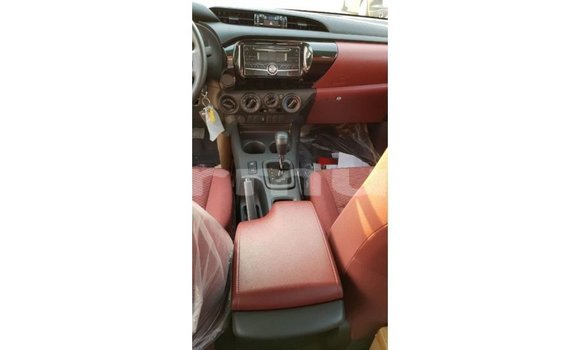 Buy Import Toyota Hilux Black Car in Import - Dubai in Region of Bouenza Buy Import Toyota Hilux Black Car in Import - Dubai in Region of Bouenza