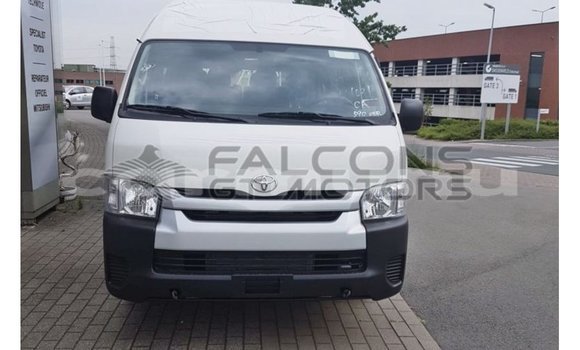Buy Import Toyota Hiace White Car in Import - Dubai in Region of Bouenza Buy Import Toyota Hiace White Car in Import - Dubai in Region of Bouenza