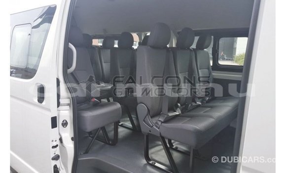 Buy Import Toyota Hiace White Car in Import - Dubai in Region of Bouenza Buy Import Toyota Hiace White Car in Import - Dubai in Region of Bouenza