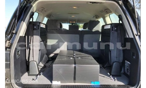Buy Import Toyota Land Cruiser Black Car in Import - Dubai in Region of Bouenza Buy Import Toyota Land Cruiser Black Car in Import - Dubai in Region of Bouenza