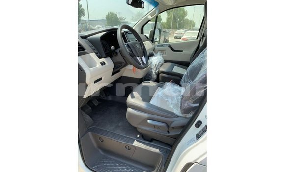 Buy Import Toyota Hiace White Car in Import - Dubai in Region of Bouenza Buy Import Toyota Hiace White Car in Import - Dubai in Region of Bouenza