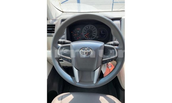 Buy Import Toyota Hiace White Car in Import - Dubai in Region of Bouenza Buy Import Toyota Hiace White Car in Import - Dubai in Region of Bouenza