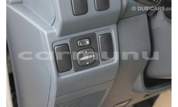 Buy Import Toyota Land Cruiser Beige Car in Import - Dubai in Region of Bouenza Buy Import Toyota Land Cruiser Beige Car in Import - Dubai in Region of Bouenza