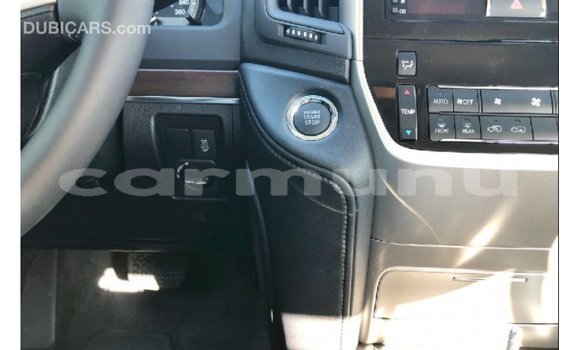Buy Import Toyota Land Cruiser Black Car in Import - Dubai in Region of Bouenza Buy Import Toyota Land Cruiser Black Car in Import - Dubai in Region of Bouenza