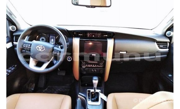 Buy Import Toyota Fortuner White Car in Import - Dubai in Region of Bouenza Buy Import Toyota Fortuner White Car in Import - Dubai in Region of Bouenza