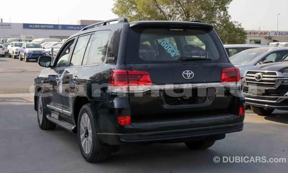Acheter Import Voiture Toyota Land Cruiser Noir à Import - Dubai, Région de la Bouenza Acheter Import Voiture Toyota Land Cruiser Noir à Import - Dubai, Région de la Bouenza