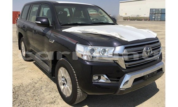 Buy Import Toyota Land Cruiser Black Car in Import - Dubai in Region of Bouenza Buy Import Toyota Land Cruiser Black Car in Import - Dubai in Region of Bouenza