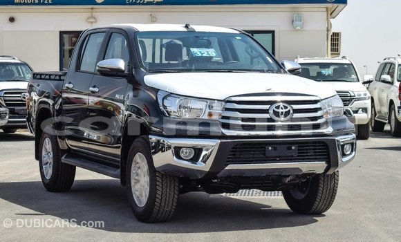 Acheter Import Voiture Toyota Hilux Noir à Import - Dubai, Région de la Bouenza Acheter Import Voiture Toyota Hilux Noir à Import - Dubai, Région de la Bouenza