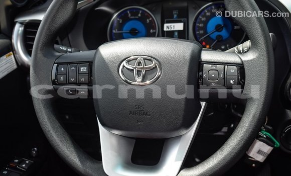 Acheter Import Voiture Toyota Hilux Noir à Import - Dubai, Région de la Bouenza Acheter Import Voiture Toyota Hilux Noir à Import - Dubai, Région de la Bouenza