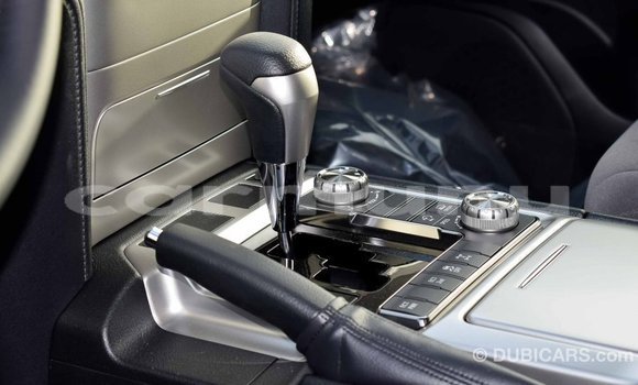 Acheter Import Voiture Toyota Land Cruiser Noir à Import - Dubai, Région de la Bouenza Acheter Import Voiture Toyota Land Cruiser Noir à Import - Dubai, Région de la Bouenza