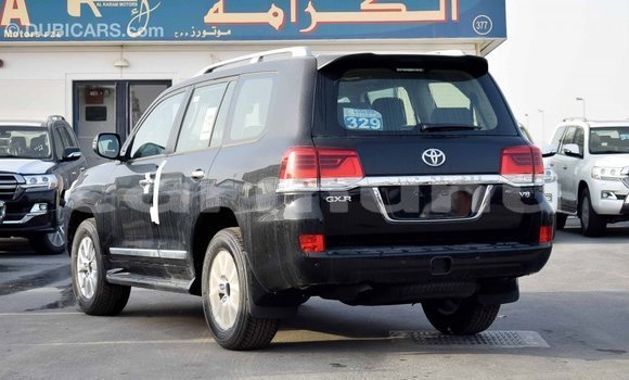 Acheter Import Voiture Toyota Land Cruiser Noir à Import - Dubai, Région de la Bouenza Acheter Import Voiture Toyota Land Cruiser Noir à Import - Dubai, Région de la Bouenza
