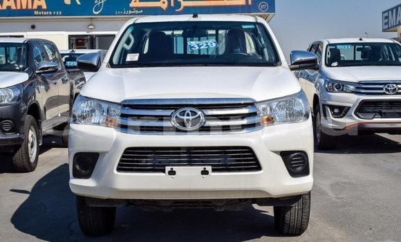 Acheter Import Voiture Toyota Hilux Blanc à Import - Dubai, Région de la Bouenza Acheter Import Voiture Toyota Hilux Blanc à Import - Dubai, Région de la Bouenza