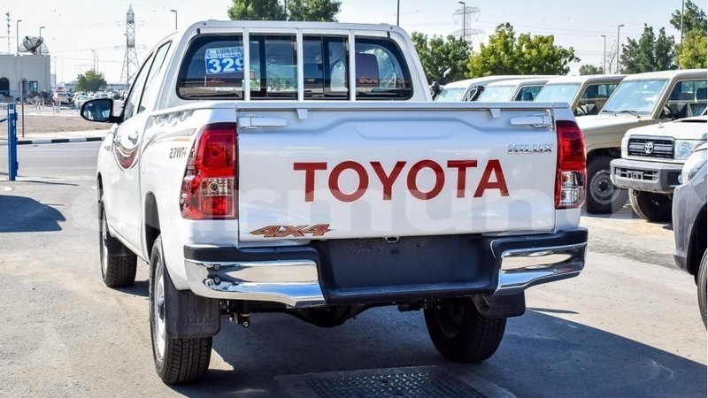 Big with watermark toyota hilux r%c3%a9gion de la bouenza import dubai 2355