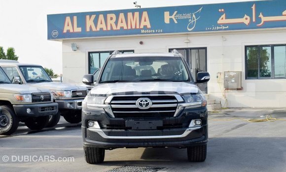 Acheter Import Voiture Toyota Land Cruiser Noir à Import - Dubai, Région de la Bouenza Acheter Import Voiture Toyota Land Cruiser Noir à Import - Dubai, Région de la Bouenza