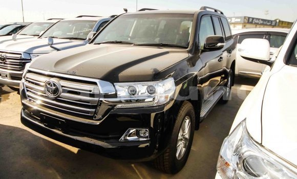 Buy Import Toyota Land Cruiser Black Car in Import - Dubai in Region of Bouenza Buy Import Toyota Land Cruiser Black Car in Import - Dubai in Region of Bouenza