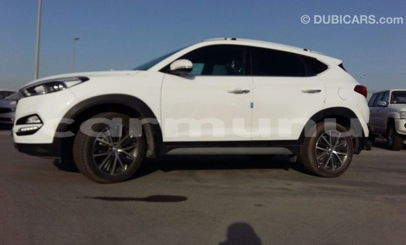 Acheter Neuf Voiture Hyundai Tucson Blanc à Import - Dubai, Région de la Bouenza Acheter Neuf Voiture Hyundai Tucson Blanc à Import - Dubai, Région de la Bouenza