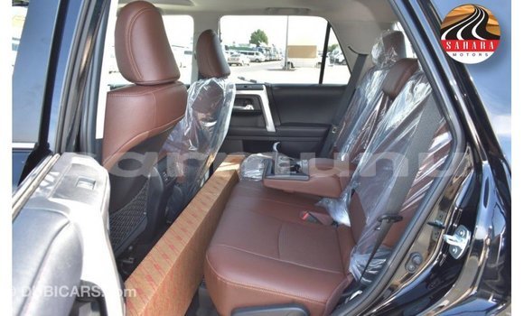 Buy Import Toyota HiAce Black Truck in Import - Dubai in Region of Bouenza Buy Import Toyota HiAce Black Truck in Import - Dubai in Region of Bouenza