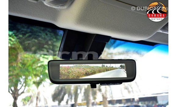 Buy Import Toyota Granvia White Car in Import - Dubai in Region of Bouenza Buy Import Toyota Granvia White Car in Import - Dubai in Region of Bouenza