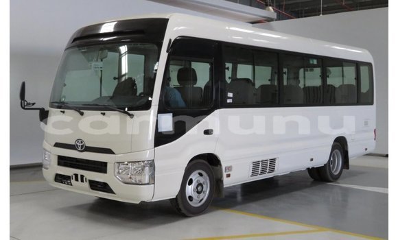 Acheter Import Voiture Toyota Coaster Blanc à Import - Dubai, Région de la Bouenza Acheter Import Voiture Toyota Coaster Blanc à Import - Dubai, Région de la Bouenza