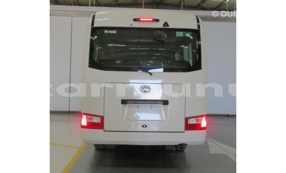 Acheter Import Voiture Toyota Coaster Blanc à Import - Dubai, Région de la Bouenza Acheter Import Voiture Toyota Coaster Blanc à Import - Dubai, Région de la Bouenza