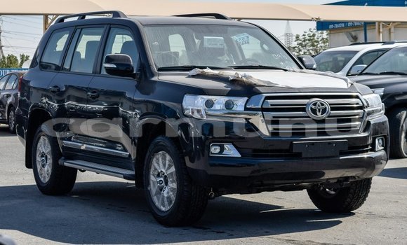 Acheter Import Voiture Toyota Land Cruiser Noir à Import - Dubai, Région de la Bouenza Acheter Import Voiture Toyota Land Cruiser Noir à Import - Dubai, Région de la Bouenza