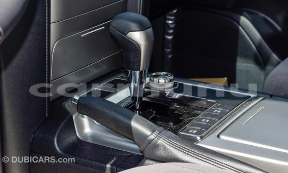 Acheter Import Voiture Toyota Land Cruiser Noir à Import - Dubai, Région de la Bouenza Acheter Import Voiture Toyota Land Cruiser Noir à Import - Dubai, Région de la Bouenza