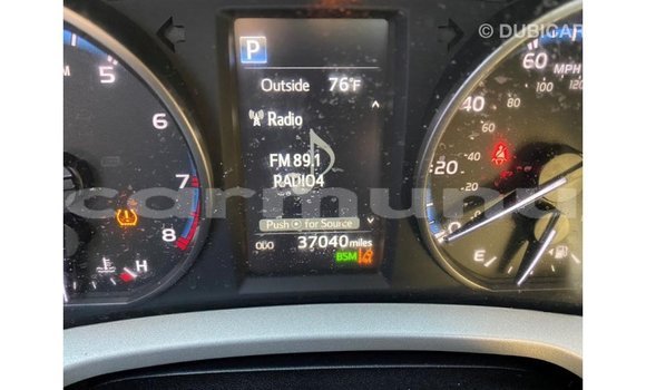 Buy Import Toyota HiAce Other Truck in Import - Dubai in Region of Bouenza Buy Import Toyota HiAce Other Truck in Import - Dubai in Region of Bouenza