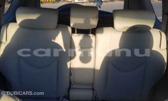 Buy Import Toyota HiAce Other Truck in Import - Dubai in Region of Bouenza Buy Import Toyota HiAce Other Truck in Import - Dubai in Region of Bouenza