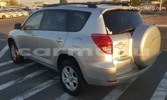 Buy Import Toyota HiAce Other Truck in Import - Dubai in Region of Bouenza Buy Import Toyota HiAce Other Truck in Import - Dubai in Region of Bouenza