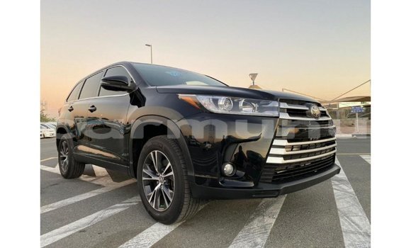 Buy Import Toyota Highlander Black Car in Import - Dubai in Region of Bouenza Buy Import Toyota Highlander Black Car in Import - Dubai in Region of Bouenza