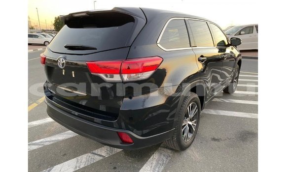 Buy Import Toyota Highlander Black Car in Import - Dubai in Region of Bouenza Buy Import Toyota Highlander Black Car in Import - Dubai in Region of Bouenza