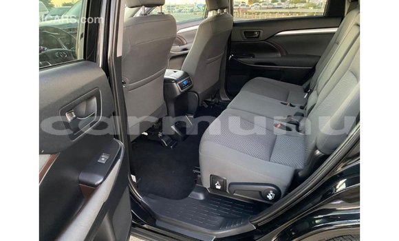 Buy Import Toyota Highlander Black Car in Import - Dubai in Region of Bouenza Buy Import Toyota Highlander Black Car in Import - Dubai in Region of Bouenza